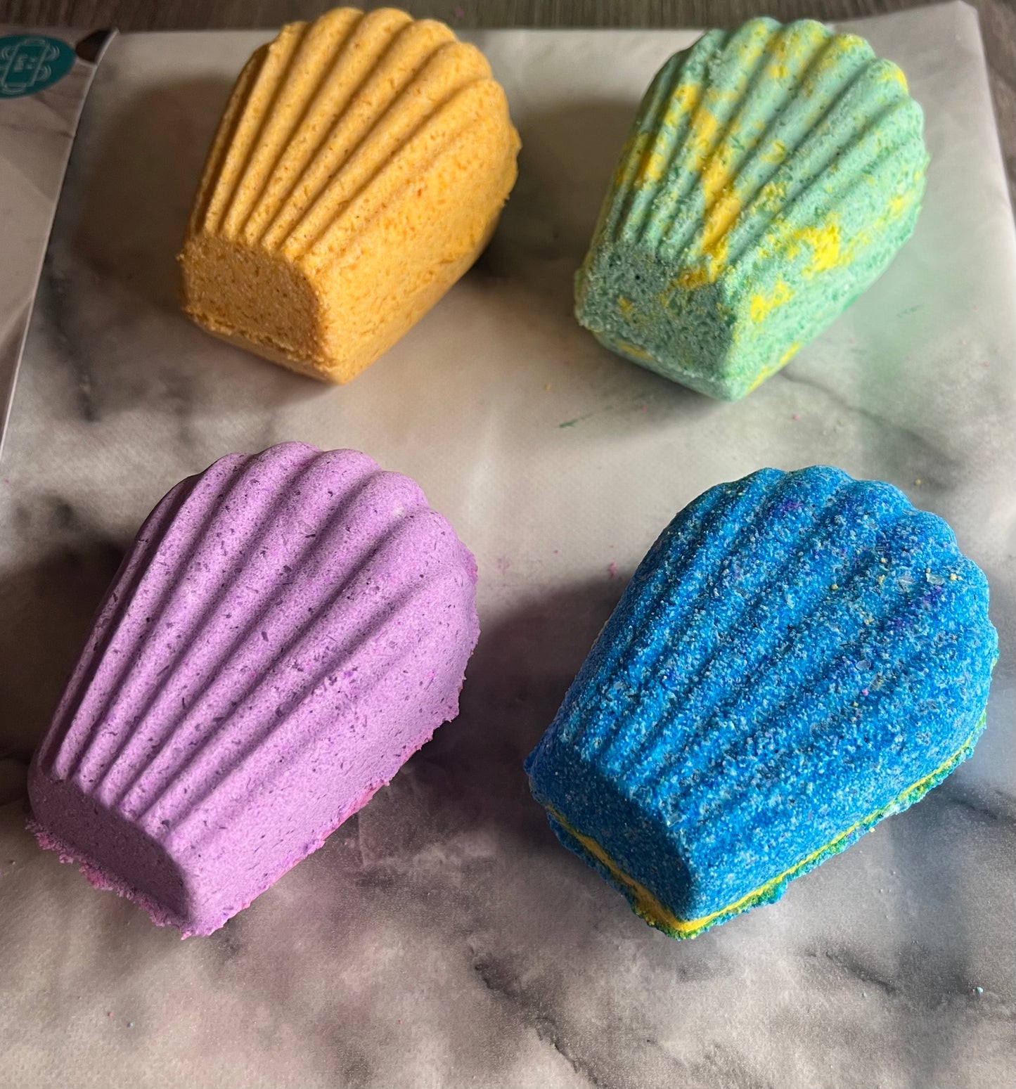 Mystery Crystal Bath Bomb